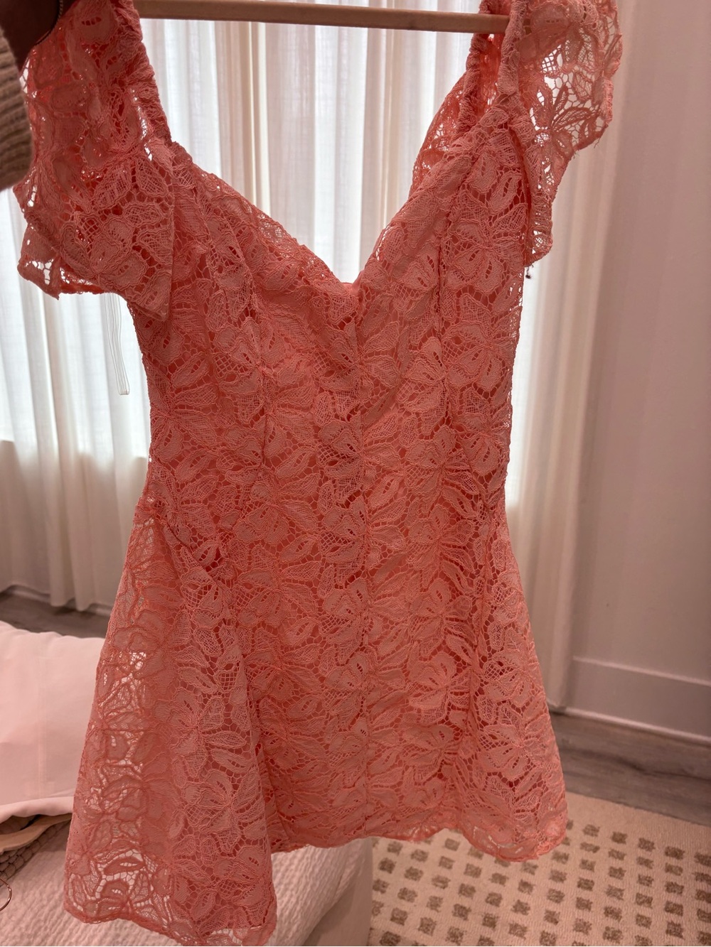 House of CB | Verity Coral Lace Dress - Picture 3 of 5